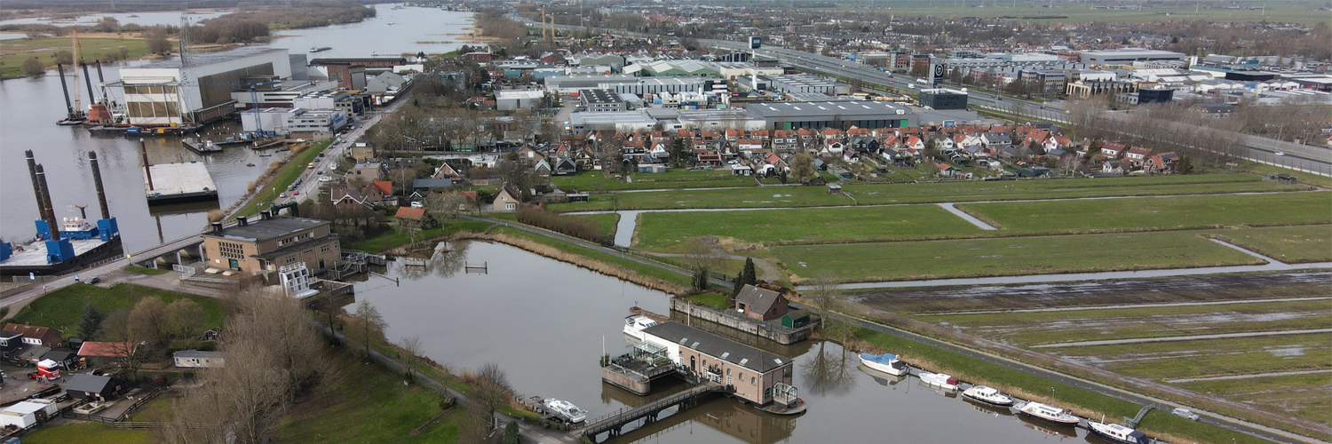 Luchtfoto van gemeente Hardinxveld-Giessendam