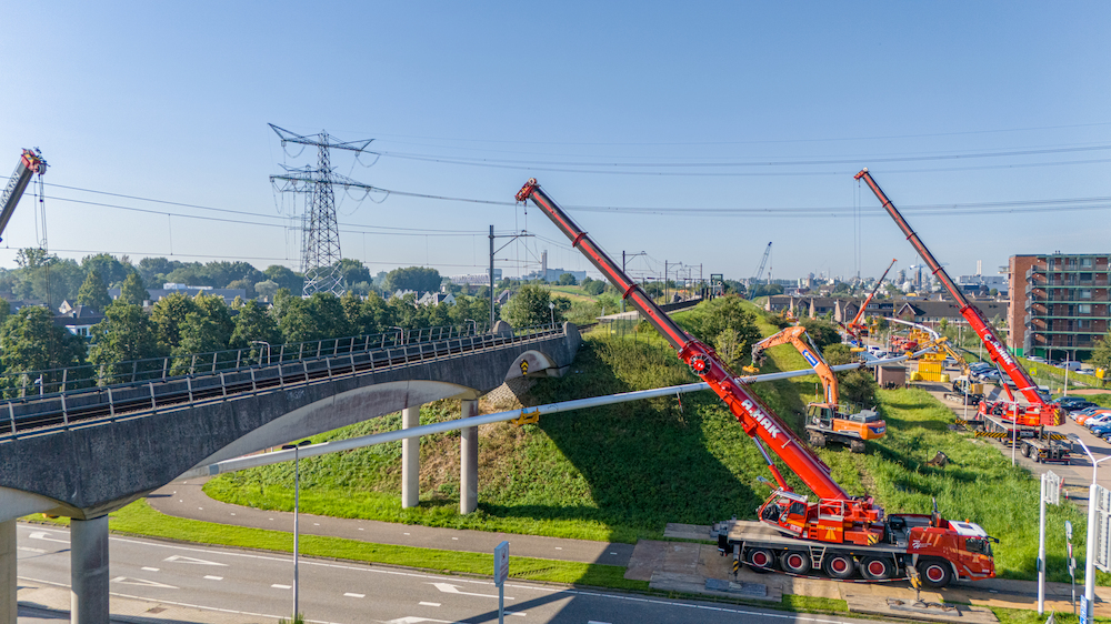 Boring onder de Merwede voor het warmtenet