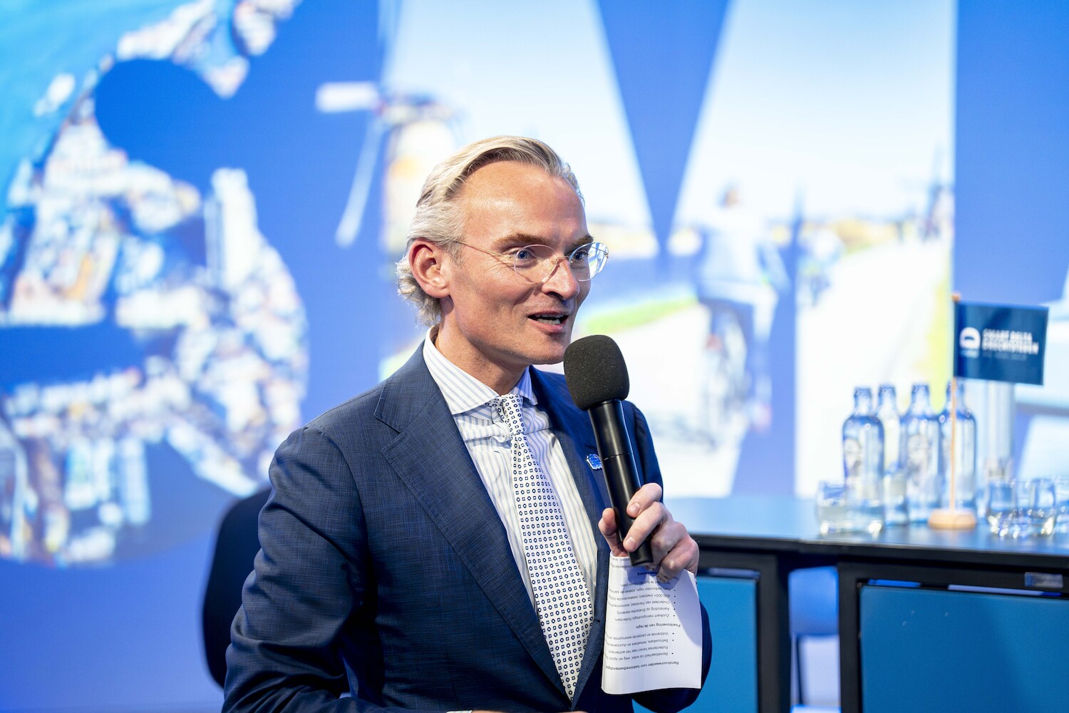 Regiovoorzitter Nanning Mol aan het woord tijdens Nieuwspoort op 8 oktober.