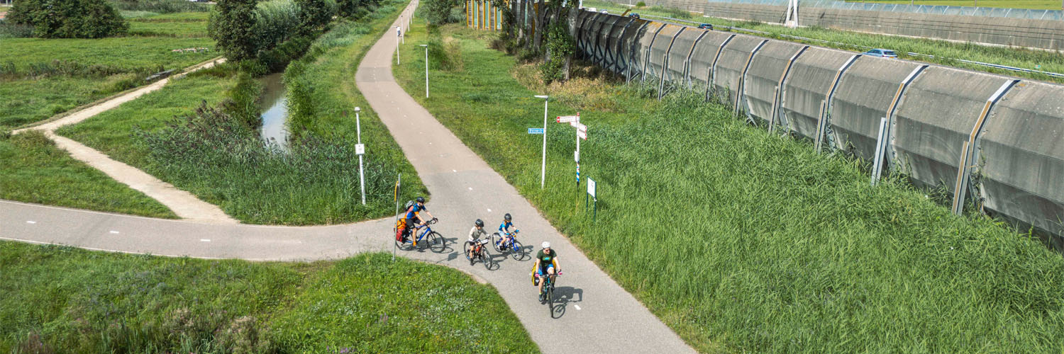 Fietsroute langs de A15